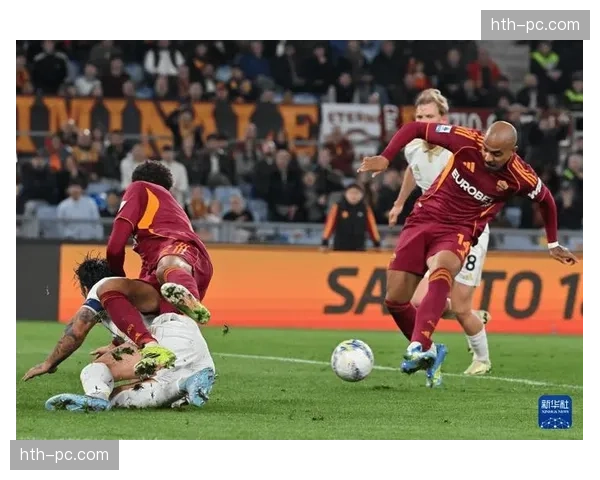 罗马3-0完胜比萨，巩固欧战席位争夺位置